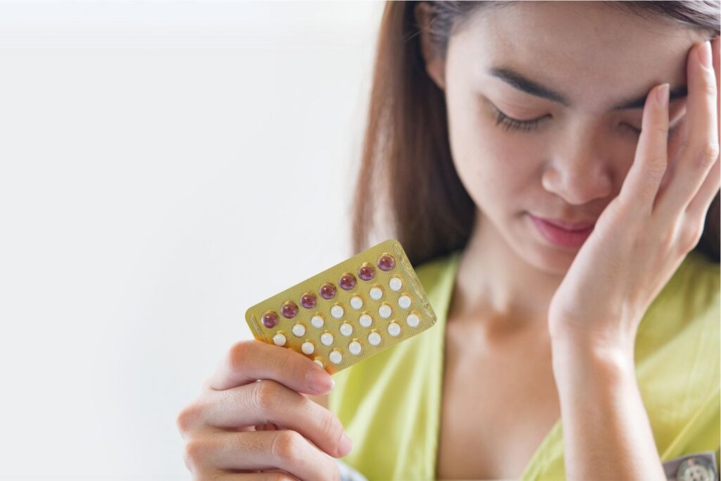 Combined oral contraceptives tied to 3x stroke risk in women 1 Combined oral contraceptives tied to 3x stroke risk in women