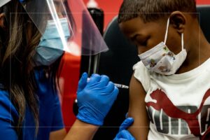 US CDC shifts COVID-19 vaccine guidance for kids to shared decision-making
