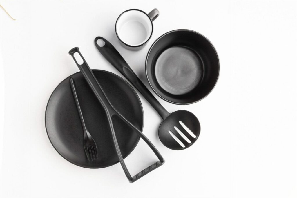 Study links black plastic products to harmful chemicals from e-waste 1 Study links black plastic products to harmful chemicals from e-waste
