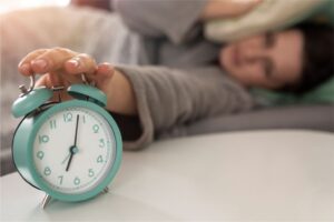 Still snoozing your alarm? Science says it’s ruining your sleep