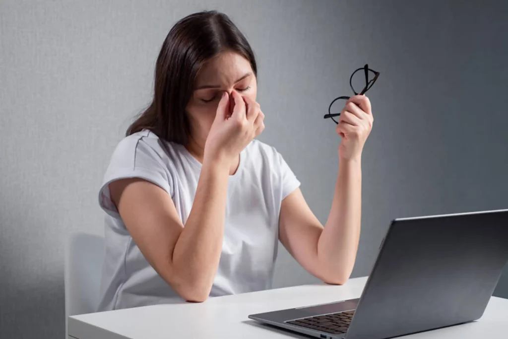 Blurry vision? 8 common causes and when to see a doctor