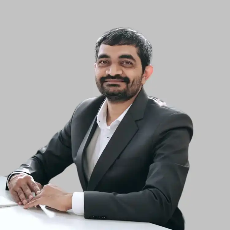 Dr Hasmukh Balar