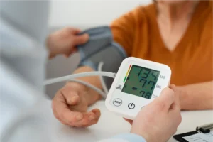 New US guidelines stress lifestyle and early treatment to tackle high blood pressure