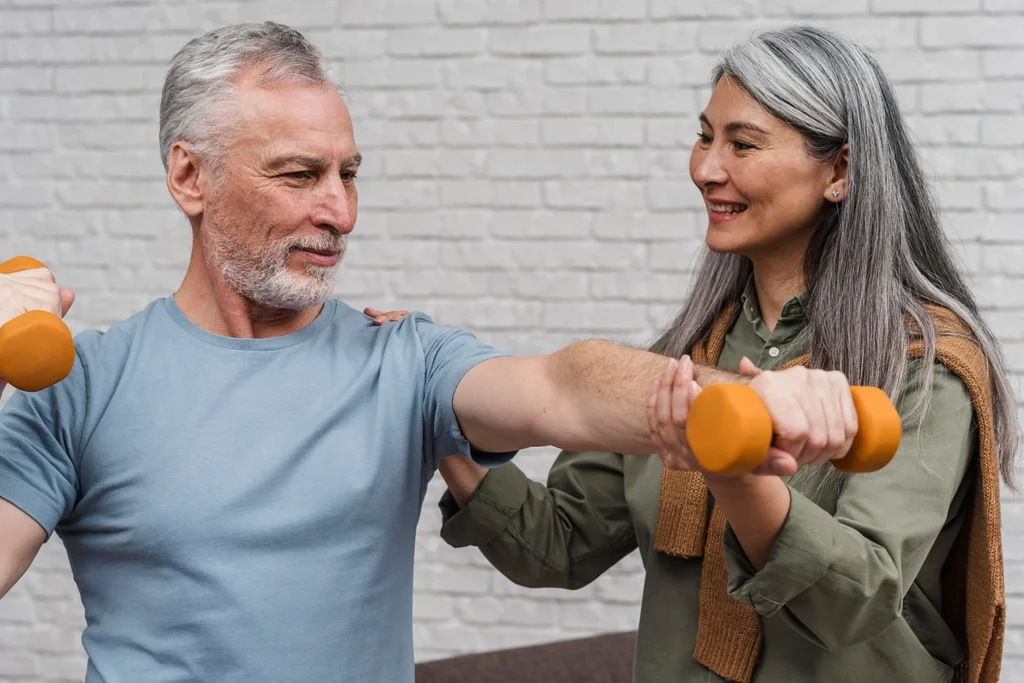 Strength training over 60: Your guide to better bone health 1 Strength training over 60: Your guide to better bone health