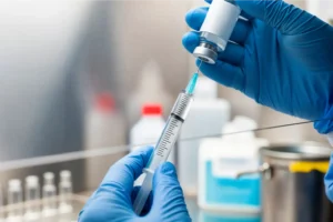 US halts mRNA vaccine funding; scientists call it 'dangerous'