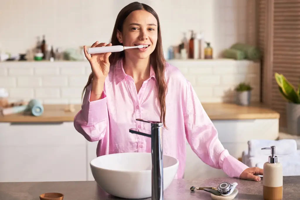 Brushing like a pro: Step-by-step technique, timing & pressure guide 2 Brushing like a pro: Step-by-step technique, timing & pressure guide