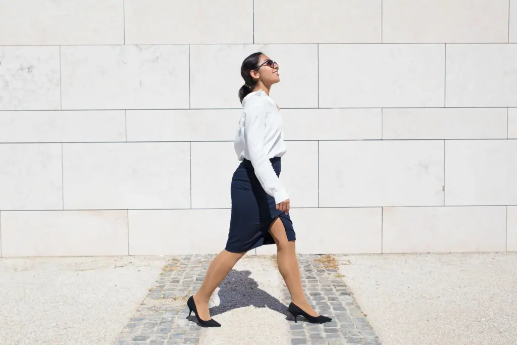 How to walk right: Tips on form, posture, and footwear