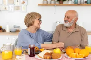Later breakfast timing linked to higher death risk in older adults, study finds