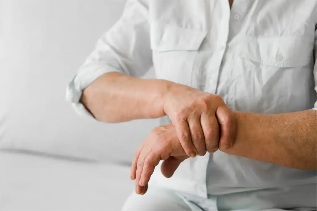 Early immune shifts flag rheumatoid arthritis years before symptoms: Study 1 Early immune shifts flag rheumatoid arthritis years before symptoms: Study