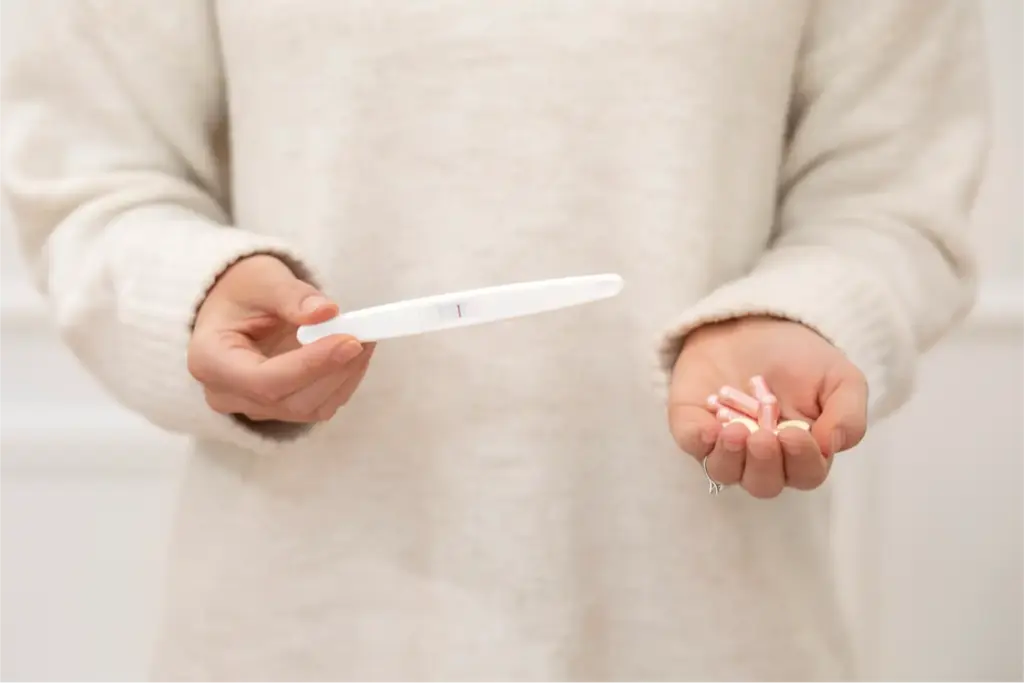 FDA clears second generic abortion pill, sparks fresh debate 1 FDA clears second generic abortion pill, sparks fresh debate
