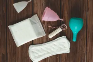 How to choose between tampons, cups, pads, and period panties