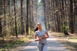 What’s better for hypertension & diabetes: Brisk walks or HIIT?