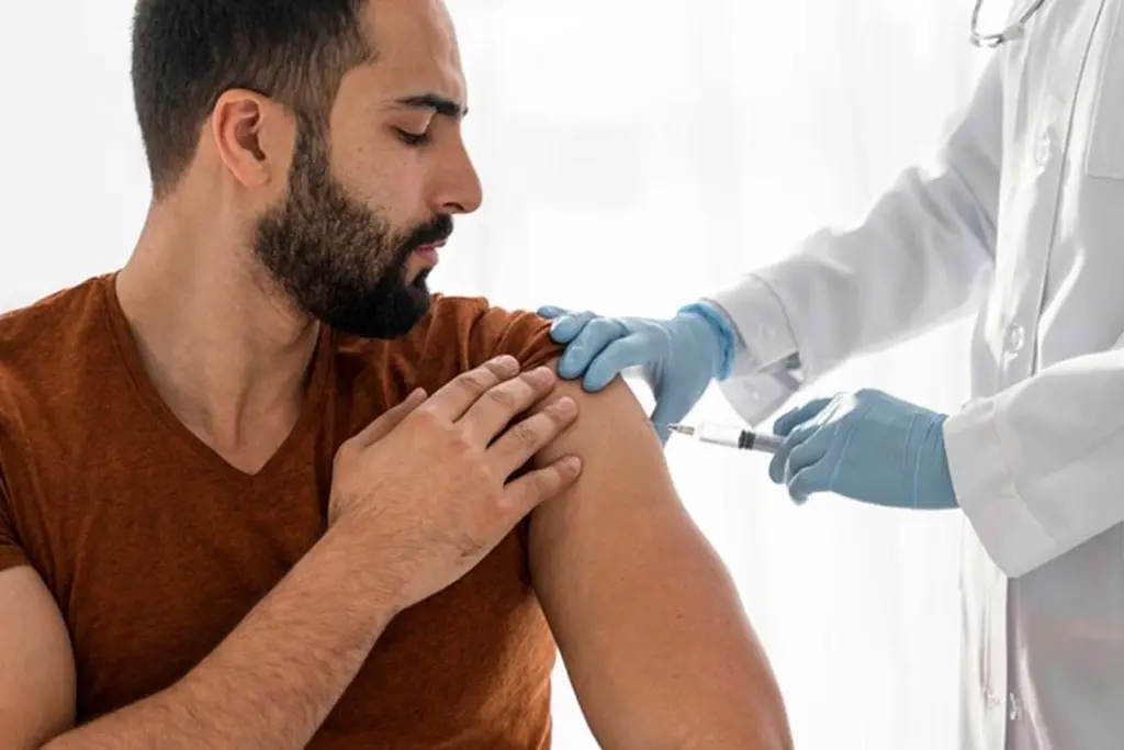 HPV in men: Why boys need the vaccine too 1 HPV in men: Why men need the vaccine too
