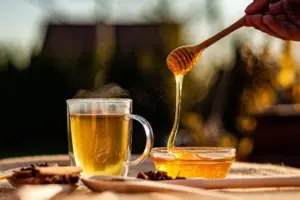 Can honey with warm water help you lose weight? What science says