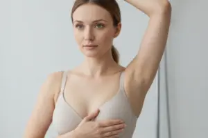 How to do a breast self-exam: Easy steps and warning cancer signs