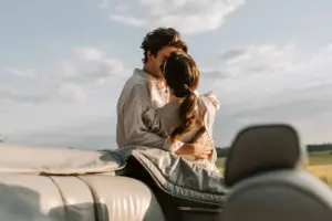 Are STDs transmitted through kissing