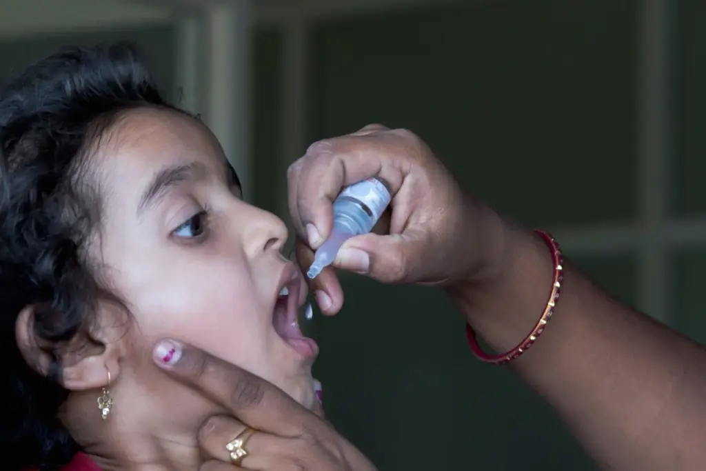 Global leaders pledge $1.9 billion to push polio eradication 1 Global leaders pledge $1.9 billion to push polio eradication