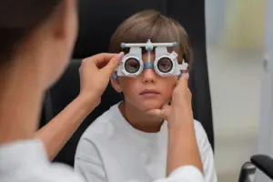 US FDA approves new lens to slow nearsightedness in children