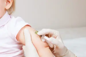 US drops universal recommendation for four childhood vaccines