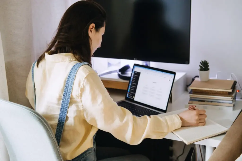 Study raises safety concerns as people turn to AI for symptom checks